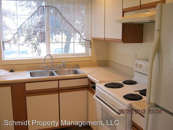4th image of 3018D W Villard St