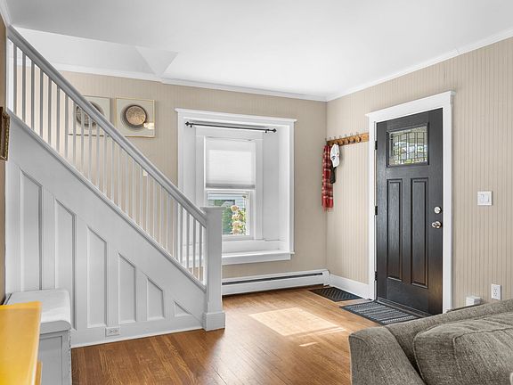 4th image of 60 James St