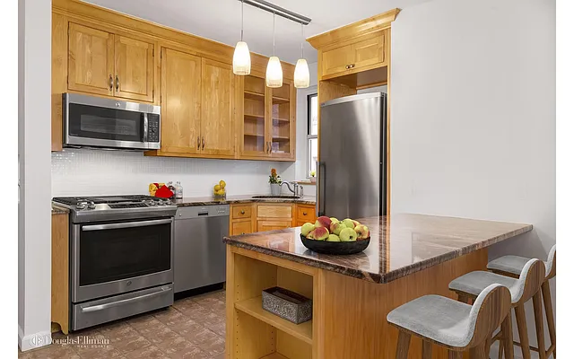 Sold by Douglas Elliman | media 3