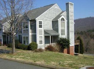 425 Maple View Ct, Charlottesville, VA 22902