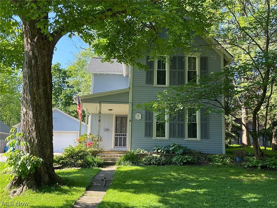 1st image of 216 N Hambden St