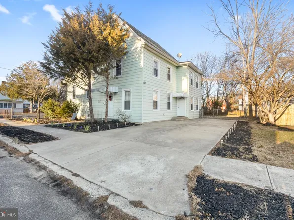 38 State St, Glassboro, NJ 08028
