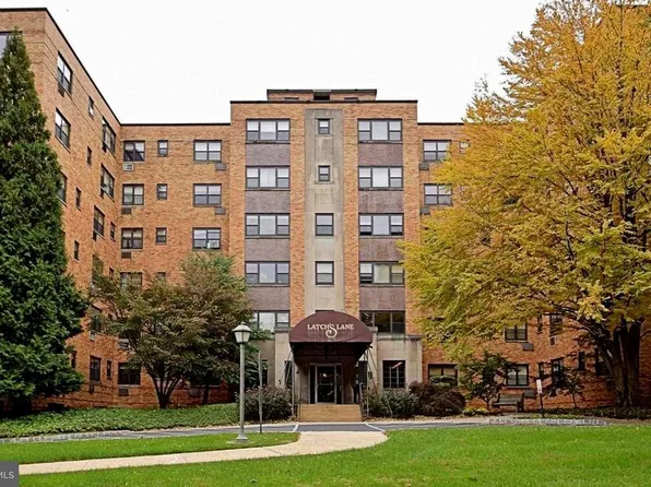40 Old Lancaster Rd APT 215, Merion Station, PA 19066