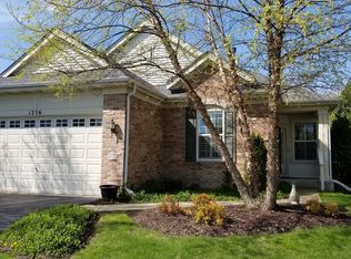 1256 York Ct, Aurora, IL 60502
