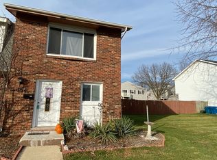 154 S Hale Ave, Bartlett, IL 60103
