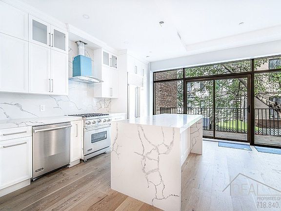 3rd image of 14 E 21st St #2
