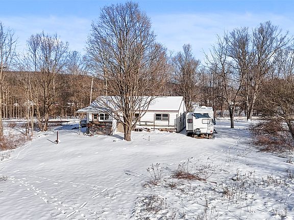 2nd image of 206 Wade Hollow Rd