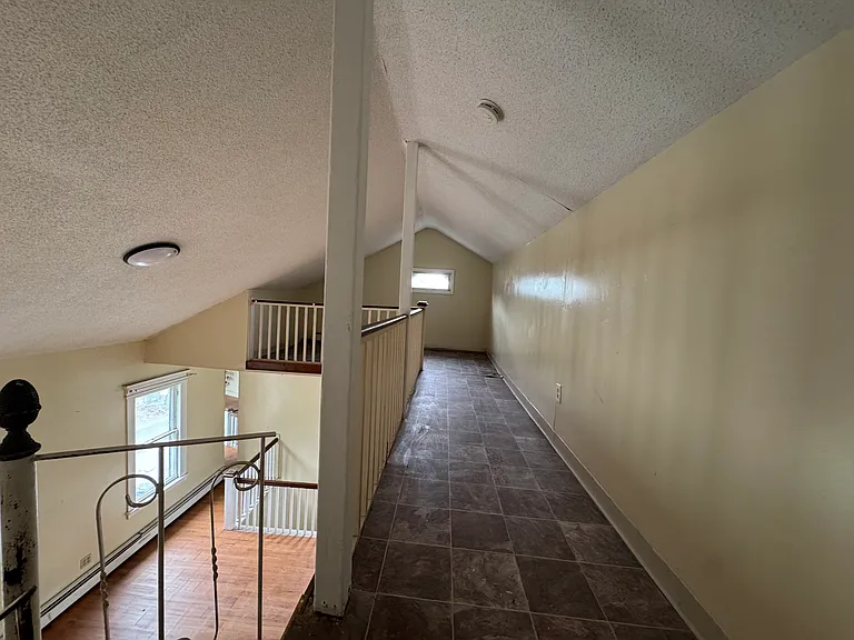 415 Waterville St #3 — Photo 9