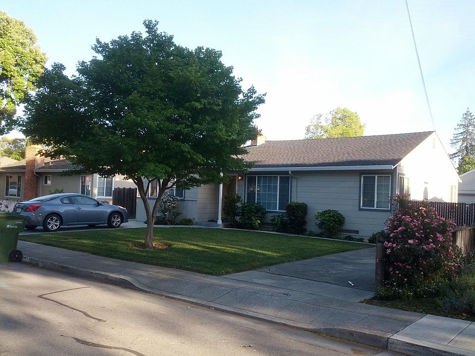 1st image of 3086 Fresno St