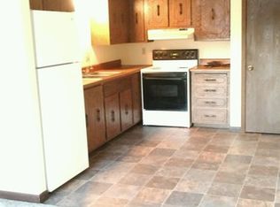 101 E Maple St APT 101, Spooner, WI 54801