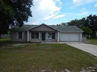 14 Lakeview St, Mascotte, FL 34753