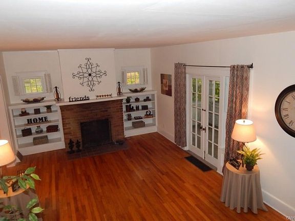 3rd image of 2147 S Geddes St