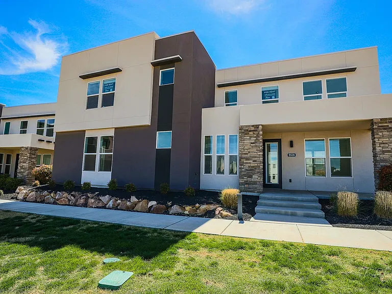 5528 S Ochre Ln — Photo 3