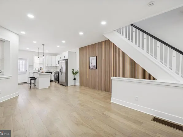 127 S 48th St, Philadelphia, PA 19139