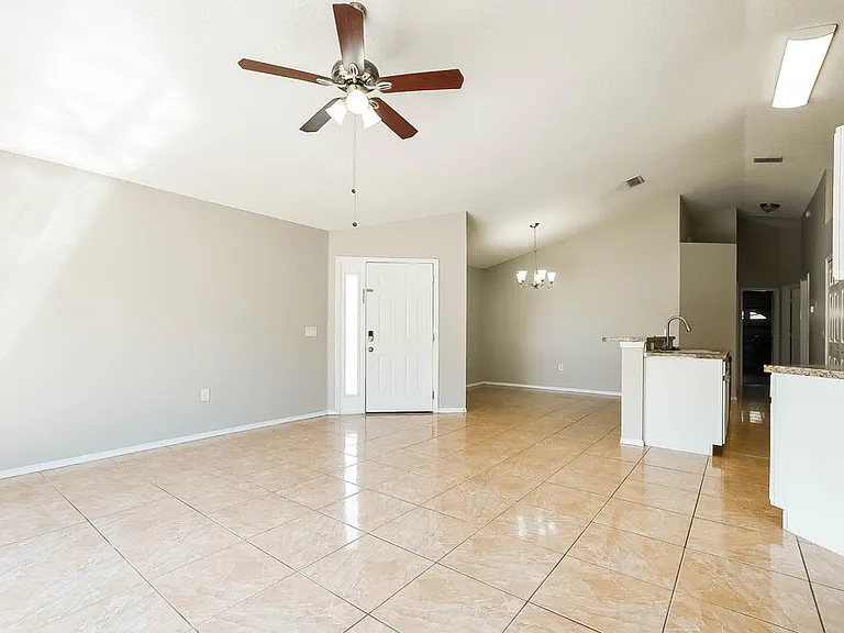 2160 Jessa Dr — Photo 3