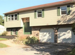 1846 Piccadilly Cir, Allentown, PA 18103