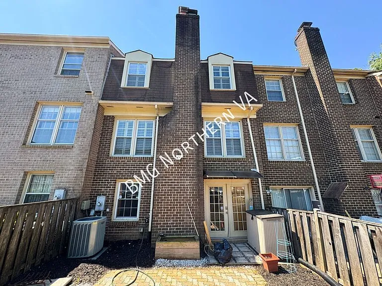 7450 Adams Park Ct — Photo 34