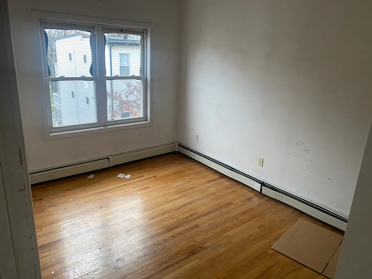 Building Photo - 47 Jeffries St