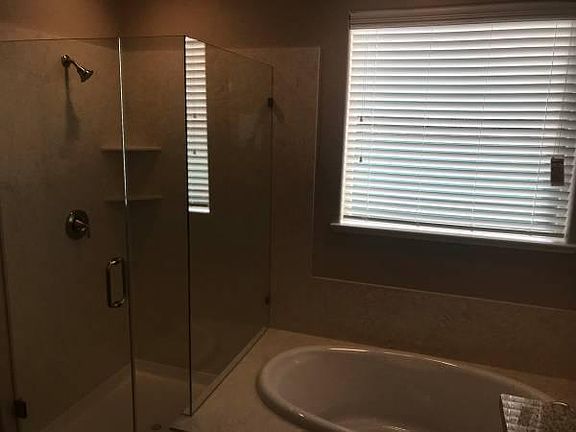 2nd image of 512 Dandelion Dr