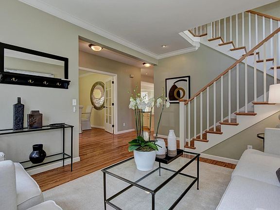 5th image of 130 College Ave