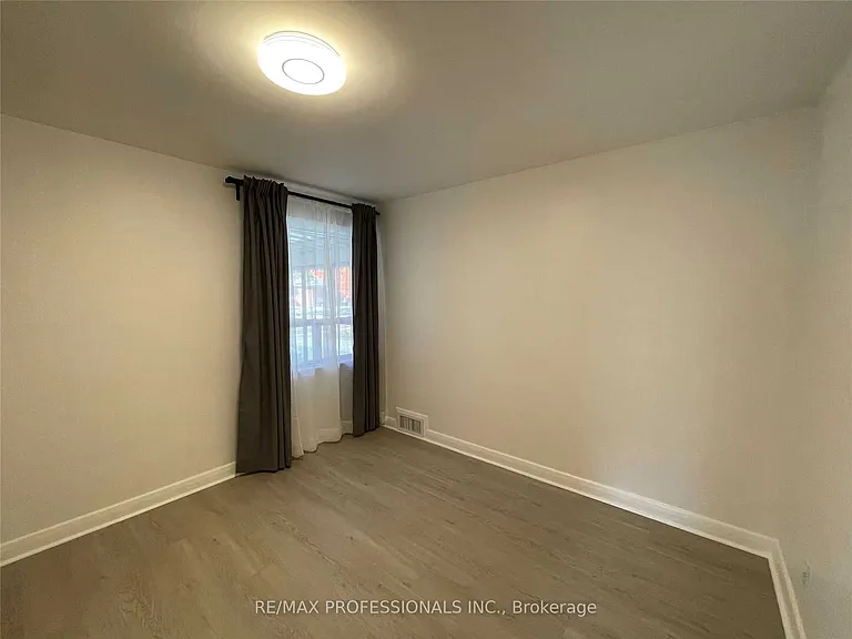 69 Paulart Dr #MAIN — Photo 15