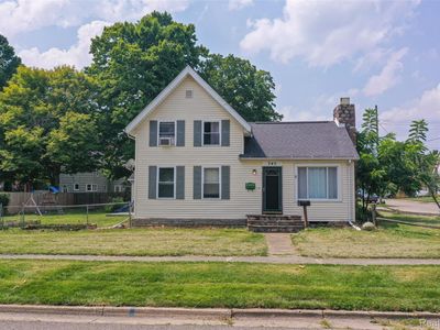 745 N Calhoun St, Lapeer, MI, 48446