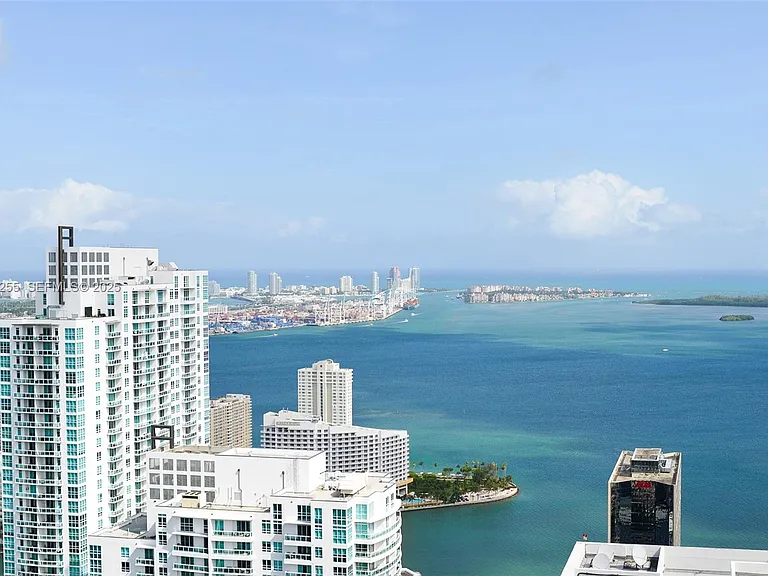 1000 Brickell Plz #Penthouse 5501 — Photo 31