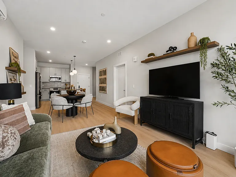 OneWest Apartments — Photo 47