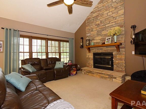 2nd image of 808 Dogwood Dr