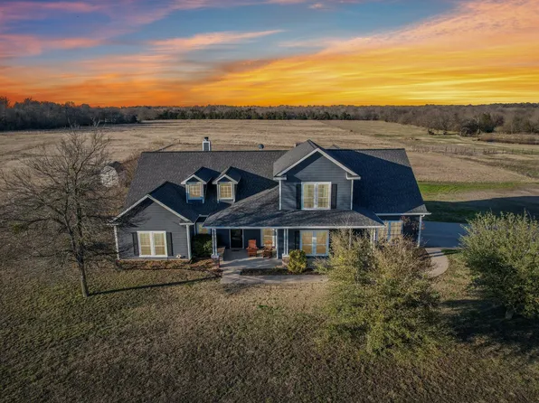 250 County Road 1006, Wolfe City, TX 75496