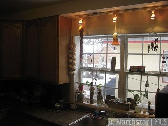 3rd image of 3609 Minnehaha Ave