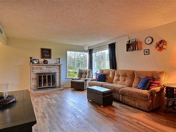 2nd image of 9707 Kopachuck Dr NW