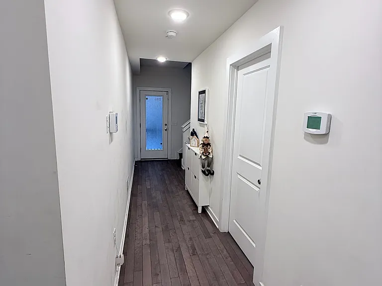 Entry way
