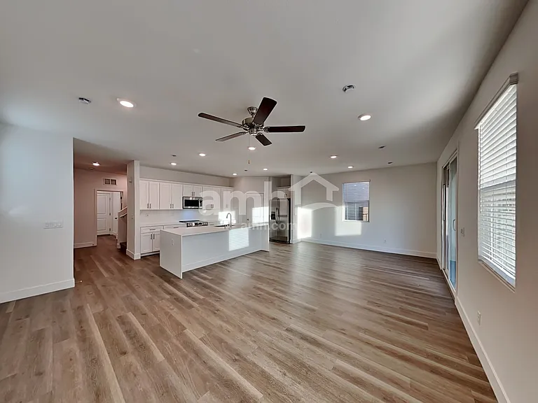 4594 Camden Bridge St — Photo 6