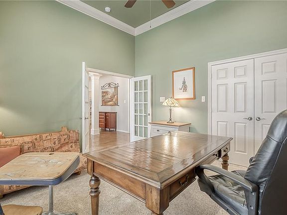 4th image of 4409 Brady Dr