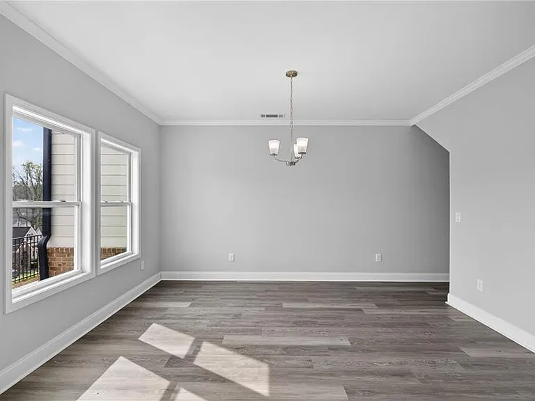 1226 Bloomsbury Ln — Photo 8