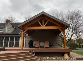 4088 Kistler Rd, Schnecksville, PA 18078
