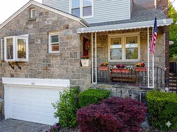 (undisclosed Address), Yonkers, NY 10704