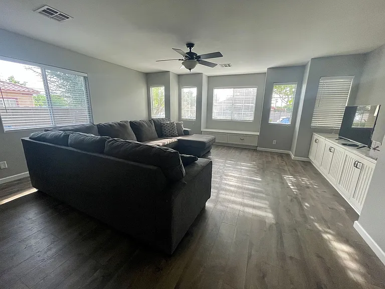 43755 Milan Ct — Photo 7