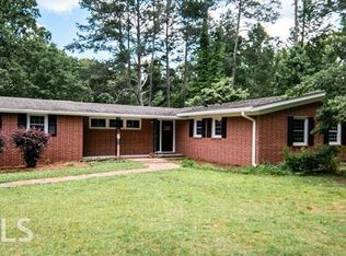 1224 Smokey Rd, Newnan, GA 30263