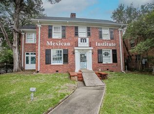 4601 Caroline St, Houston, TX 77004