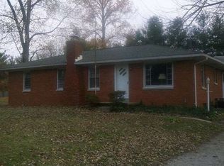 8388 Golden Dr, Newburgh, IN 47630