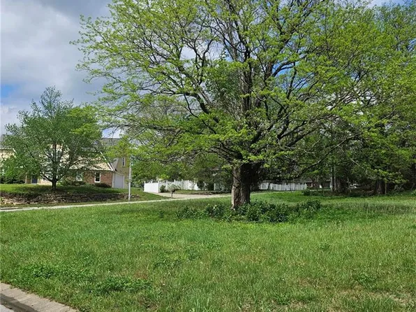 13400 E 53rd Ter, Kansas City, MO 64133
