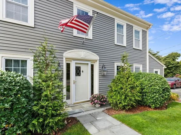 48 Lowell St, Lexington, MA 02420