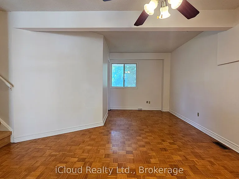 371 Orton Park Rd #120 — Photo 4