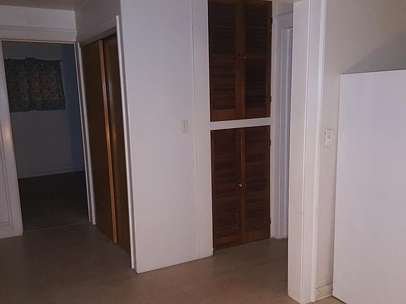 Dining Area and Hallway