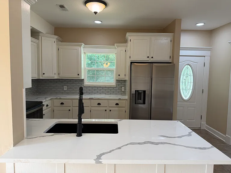 601 Prospect St — Photo 3