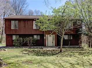 38 Upper Reservoir Rd, New Milford, CT 06776