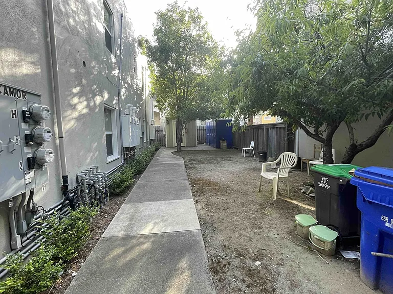108 Sycamore St #2 — Photo 6