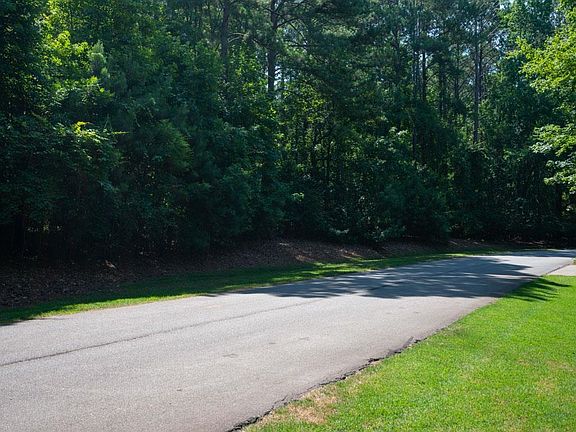 2nd image of 128 Carolyn Dr